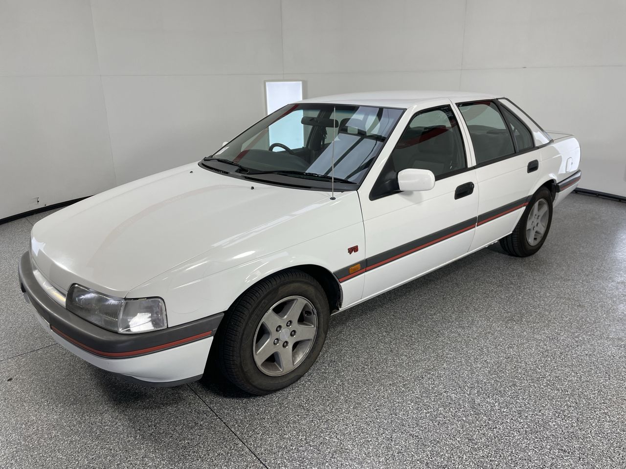 1991 Ford Falcon S XR8 EB Automatic Sedan