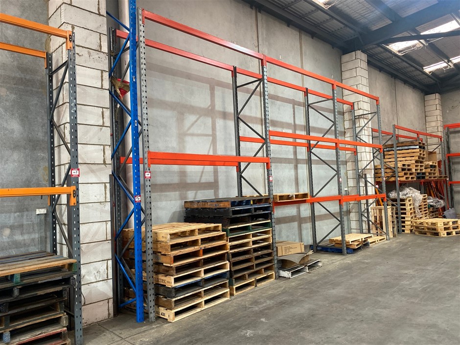 3 x Bay of BROWNBUILT pallet racking Auction (00463027218) Grays
