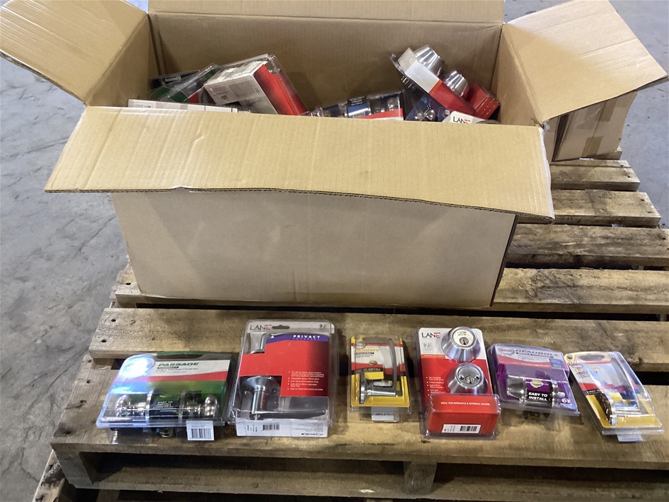 No Reserve Star Droppers/Fencing Pickets & Assorted Hardware