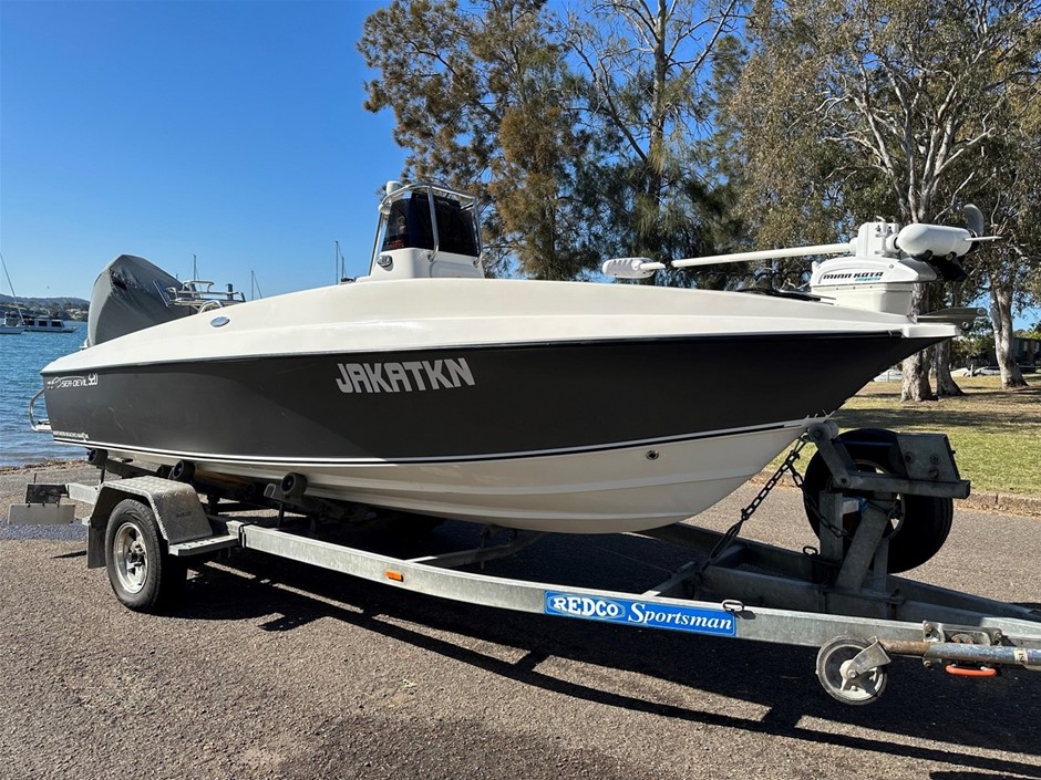 SEA DEVIL 520 CENTRE CONSOLE