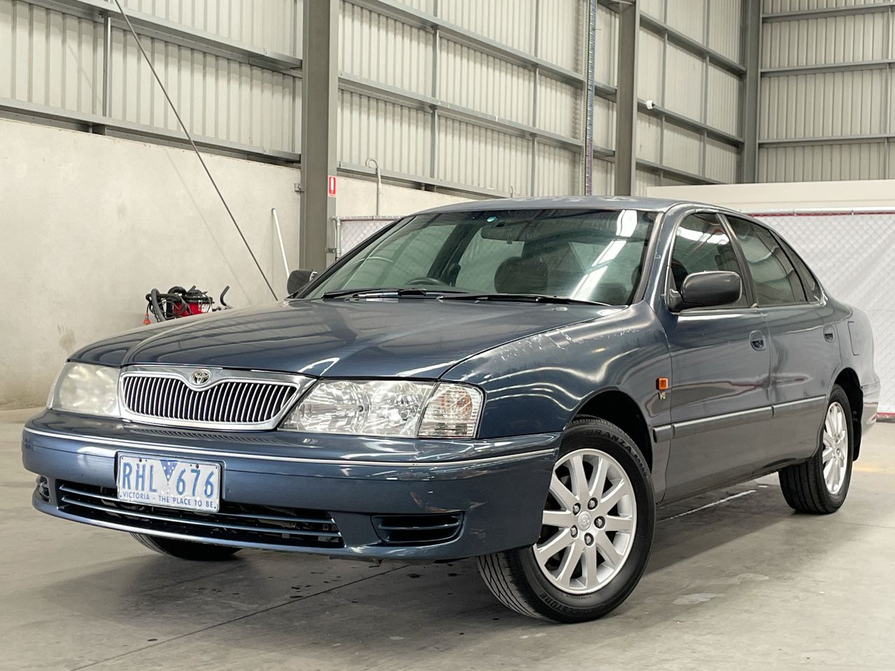 2001 Toyota Avalon VXI MCX10R Auto