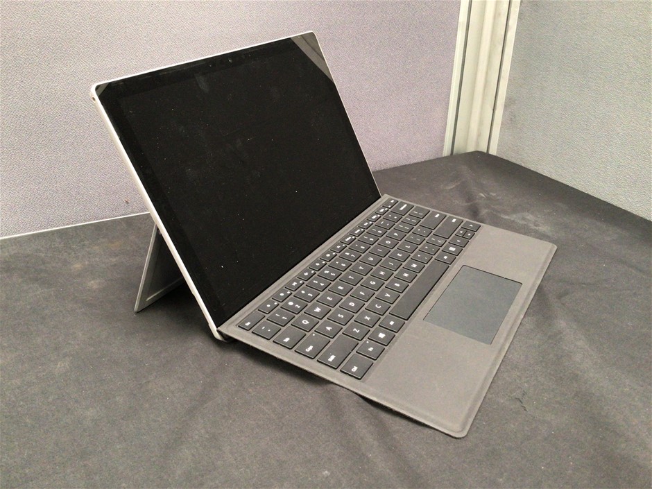 Microsoft Corporation Surface Pro 7 Laptop Auction (00117048357