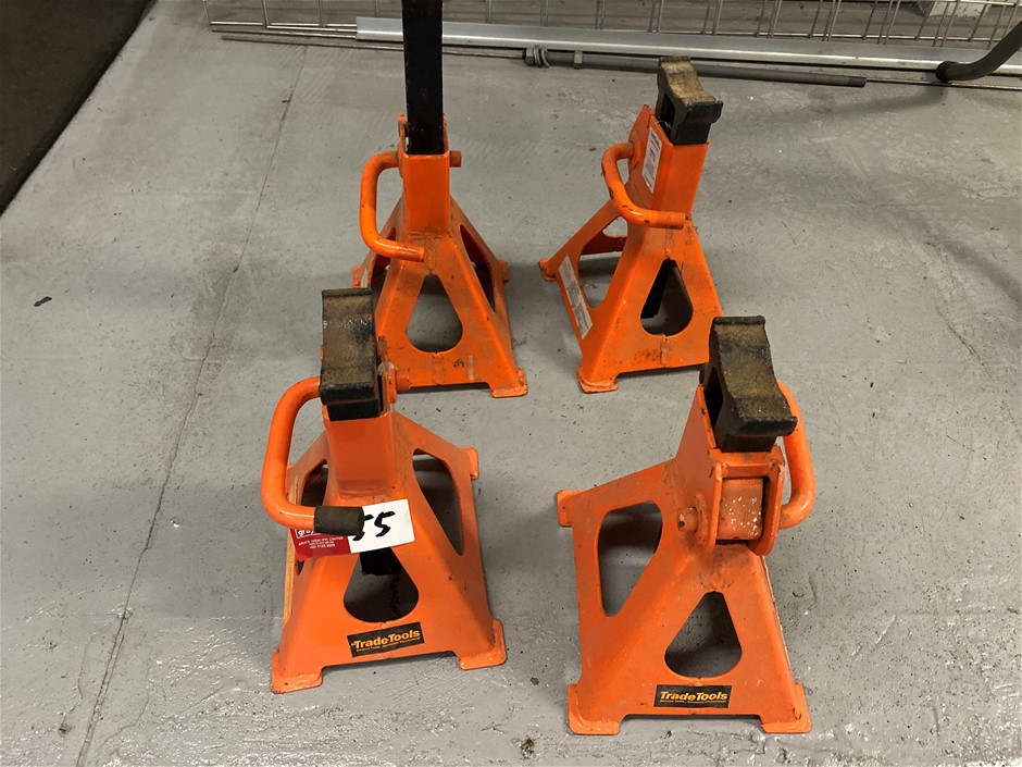 Set of 4 x Trade Tools Jack Stands Auction (00557048152) Grays Australia