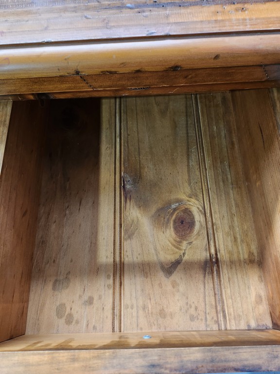 2 x Outback Furniture Wooden Bedside Tables Auction (00345054650