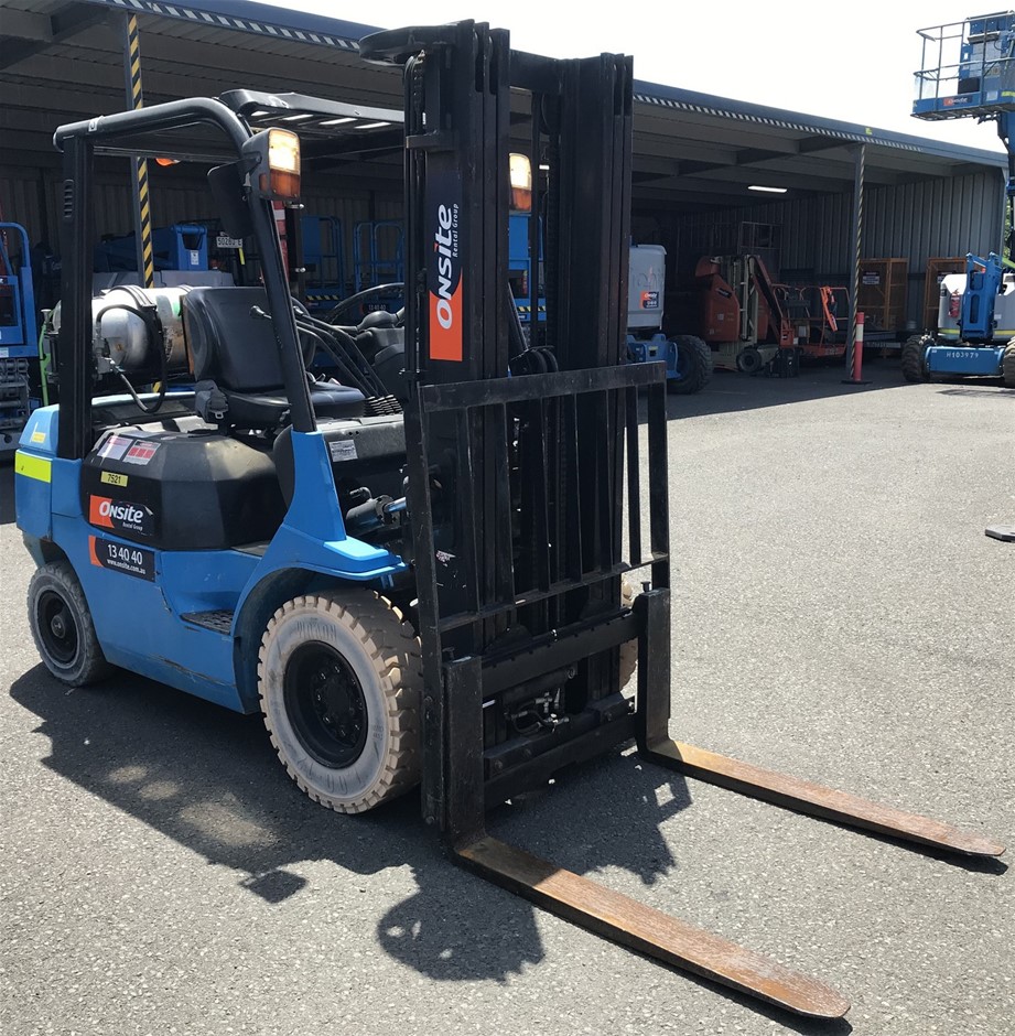2006 Toyota FL254.7 Forklift 2.5t 4.7m LPG (Wollongong) Auction