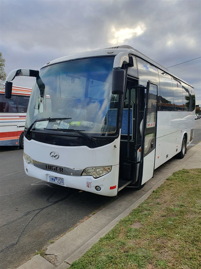 2014 Higer V Series RWD 34 Seater Bus