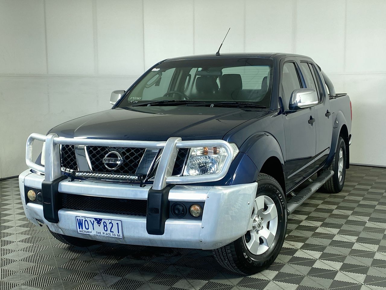 2008 Nissan Navara ST-X 4X4 DOUBLE CAB D40 Turbo Diesel Automatic Dual ...