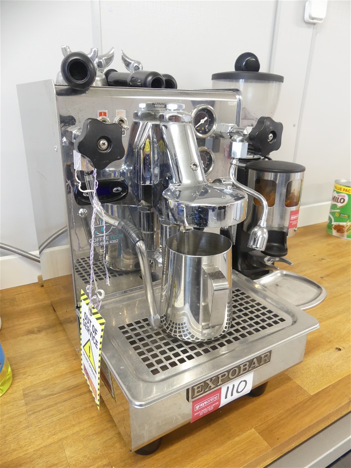 Coffee Machine (Non Operational)And Grinder Auction (0110-5054968 ...