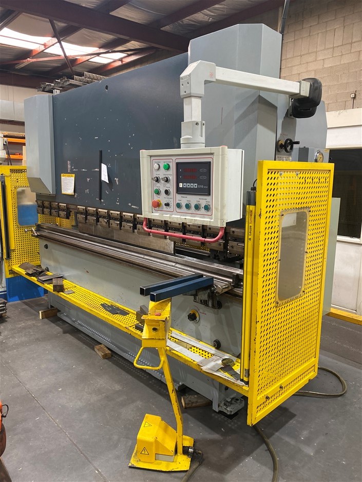Hydraulic Press Brake Auction (00068018221) Grays Australia