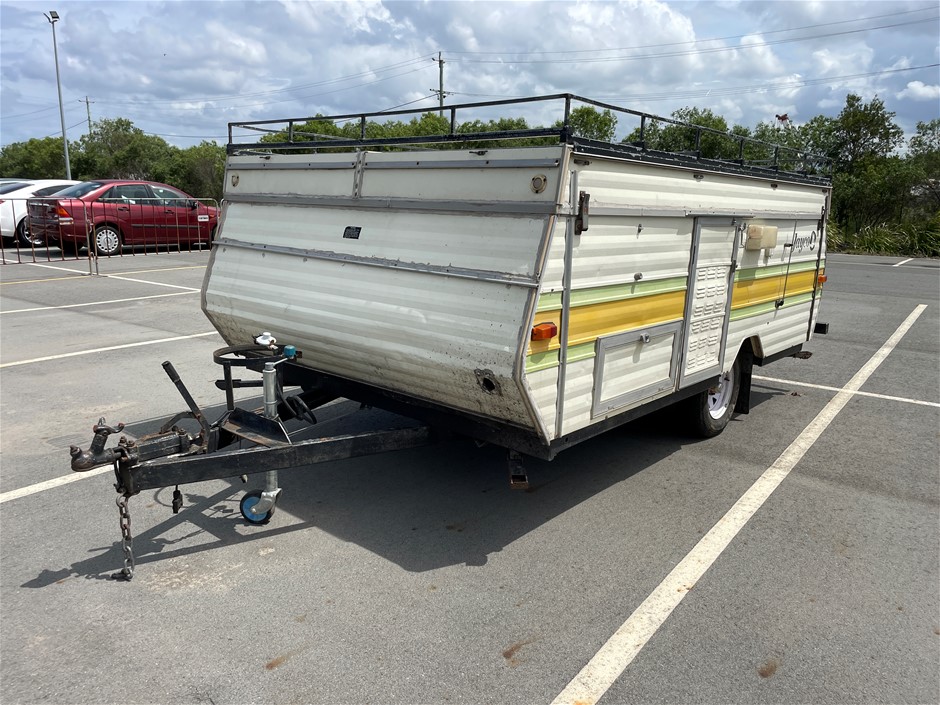 JAYCO JAYDOVE POP TOP CARAVAN - NO RESERVE 