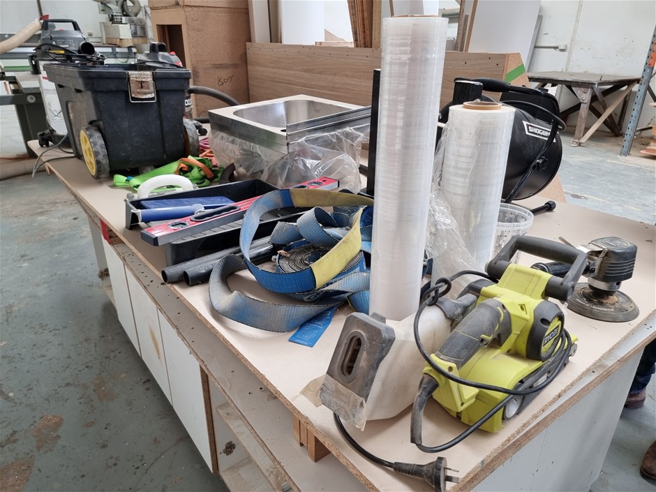 Contents of Bench Auction (0009-7048918) | Grays Australia
