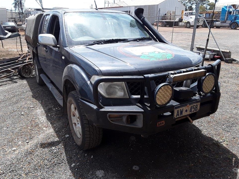 Nissan Navara ST-X 4X4 DOUBLE CAB D40 T/D Automatic Dual Cab