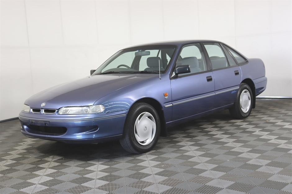 1995 Holden Commodore Executive VS Automatic Sedan