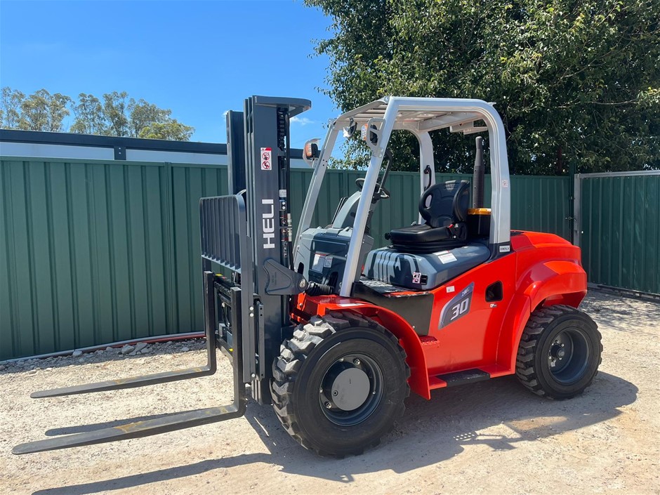2025 Heli All-terrain Forklift 4.5m Lift Isuzu Engine (Unused)