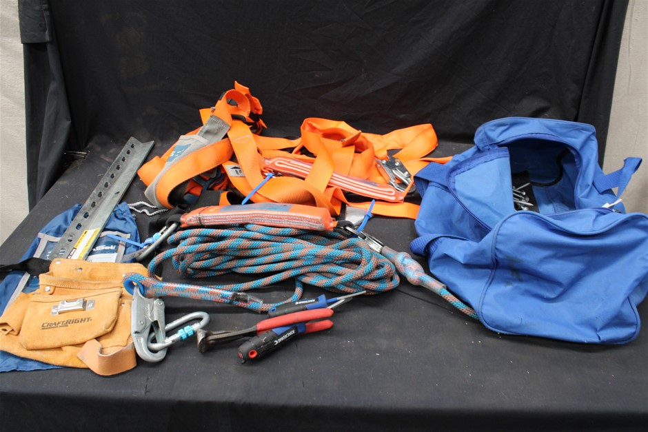 Assortment of Rigging Gear Auction (0006-9047908) | Grays Australia