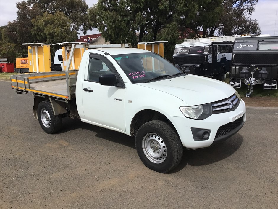 No Reserve Mitsubishi Triton 4x4 Ute