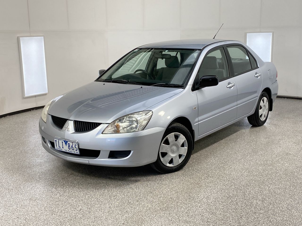2004 Mitsubishi Lancer ES CH Automatic Sedan