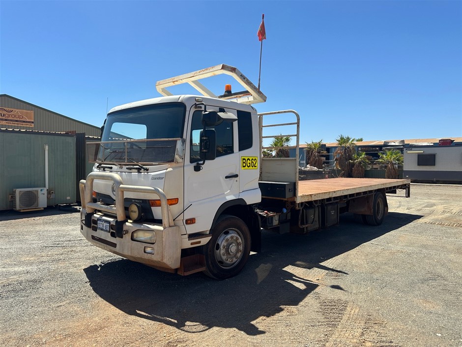 2011 UD Condor PKC8E 4 x 2 Tray Body Truck Auction (0010-9048256 ...