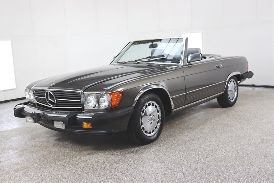 1987 Mercedes Benz 560SL R107 Import Automatic Convertible 