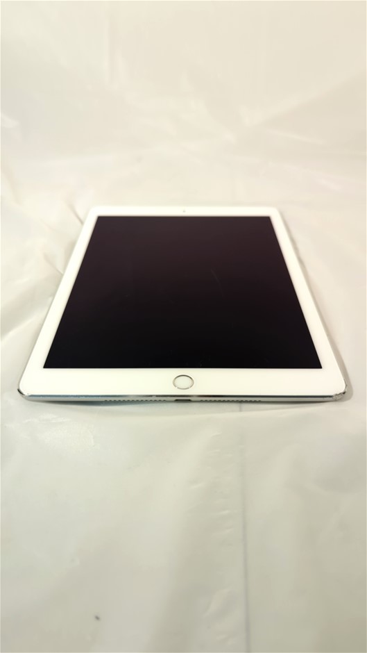 Apple Macbooks & iPad's