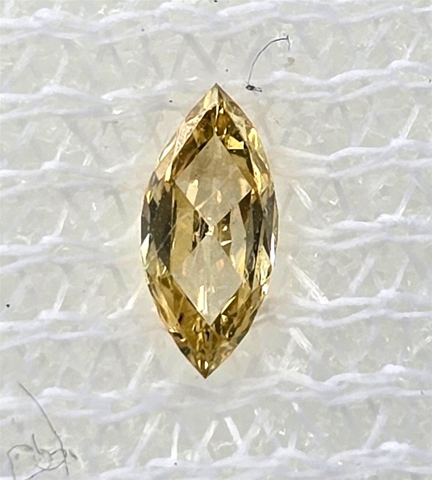 Diamant Naturel 0.71 Carat SI2 - Couleur Fancy Greenish Yellow - Certifié GIL - Scellé