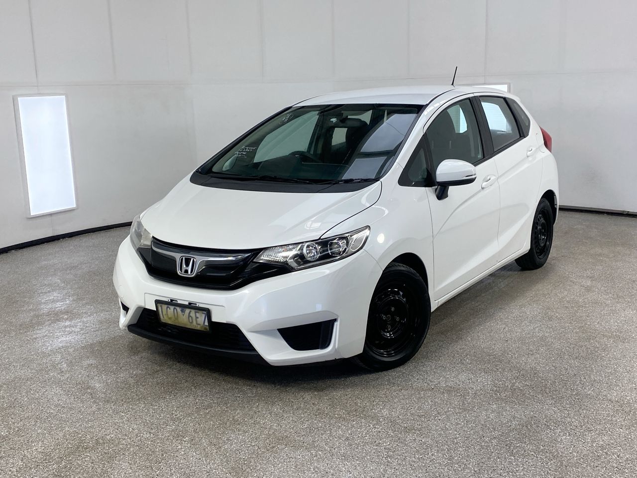 2014 Honda Jazz VTi GK Manual Hatchback Auction (0001-21021169) | Grays ...