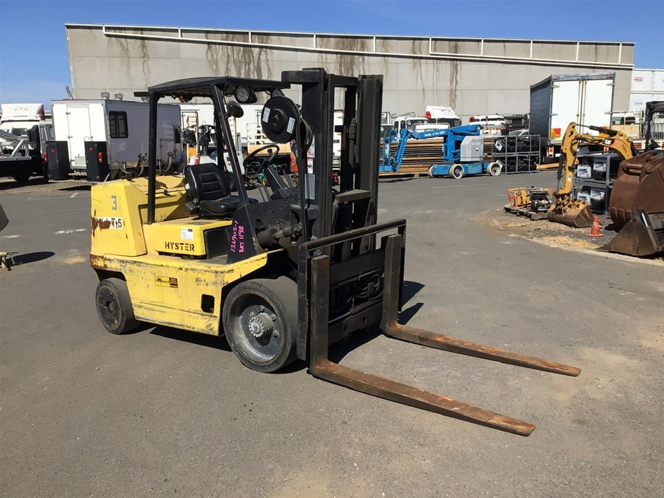Forklift, Walkie Stackers, Scissor Lift