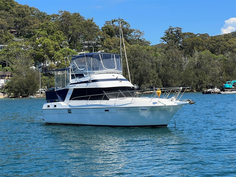 MARINER 3500 AFT CABIN FLYBRIDGE
