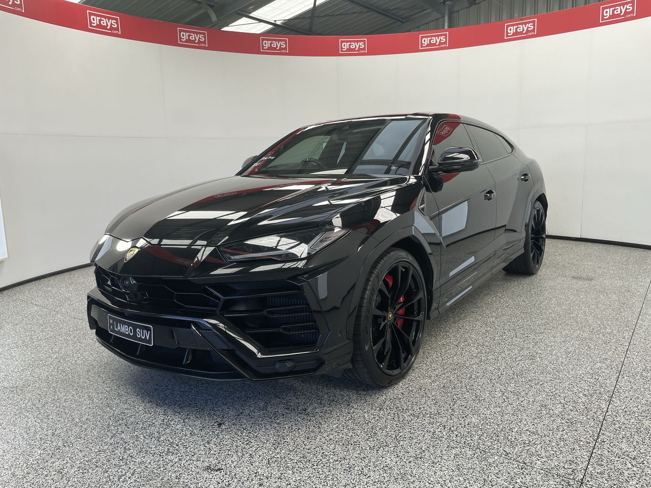 2019 Lamborghini Urus 4.0L V8  Wagon - Offers Invited