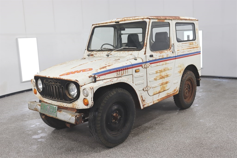 Suzuki 4WD Manual Wagon