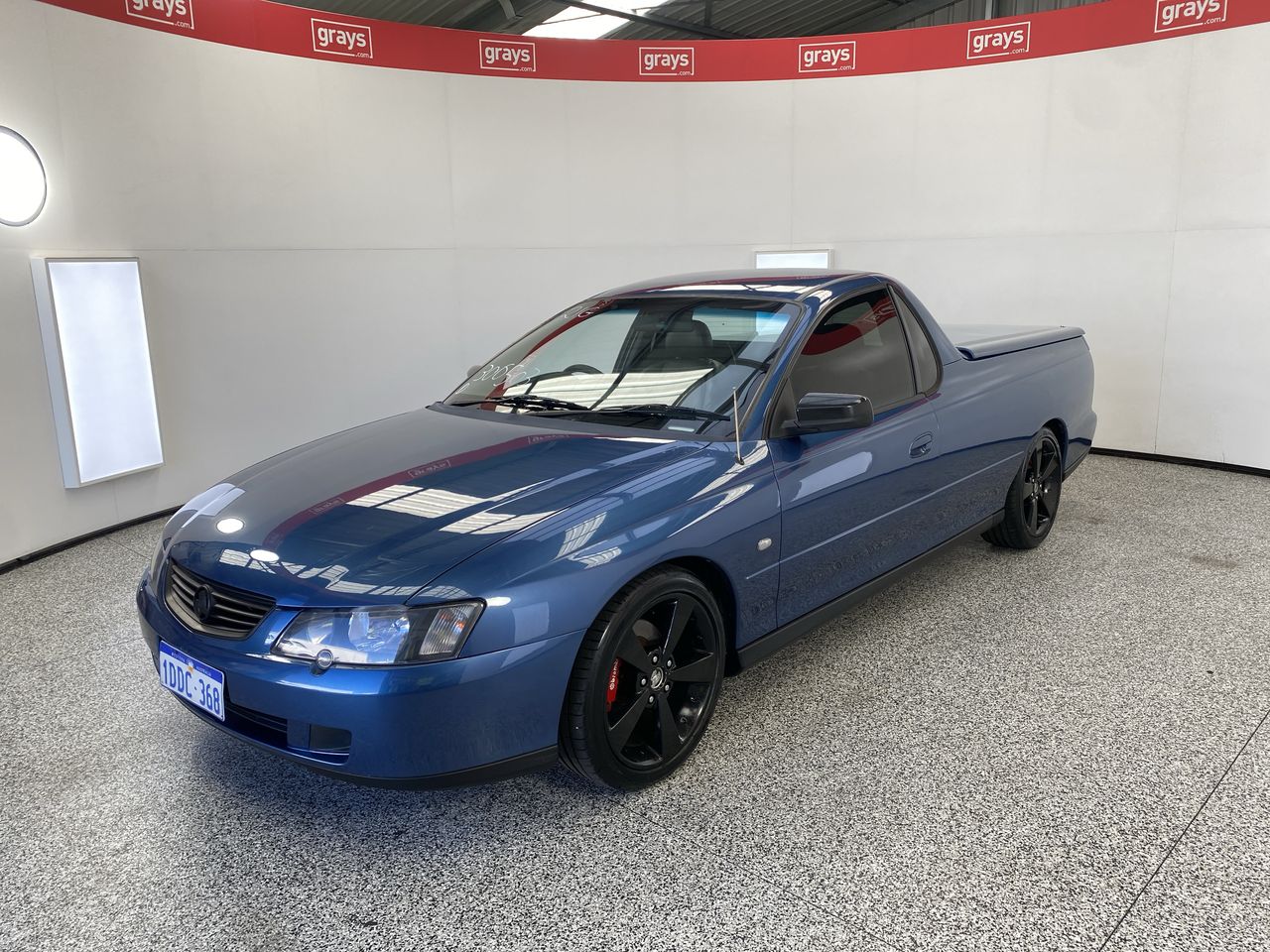 2003 Holden Commodore Y Series Manual Ute Auction (0001-9049444 ...