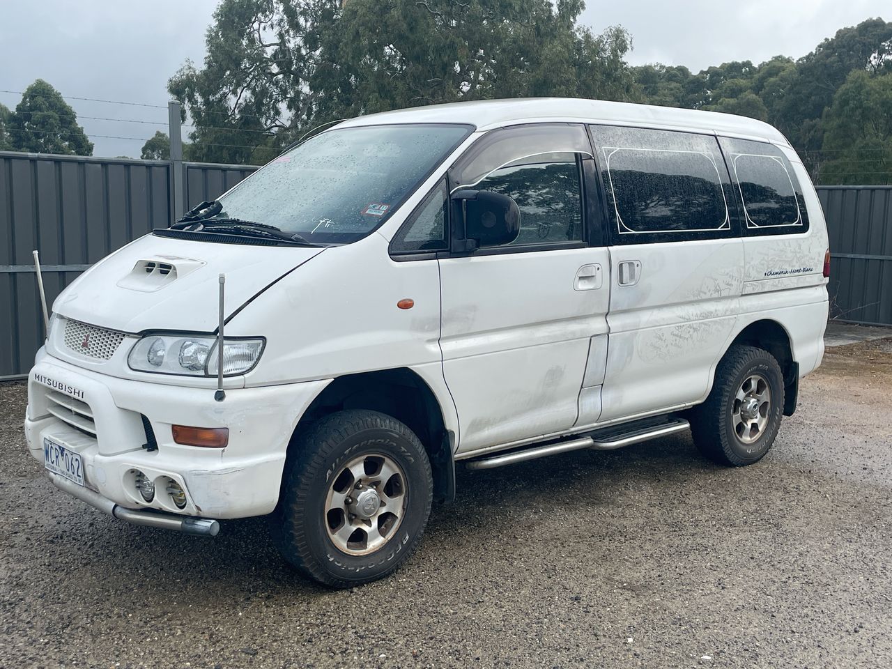 2007 Mitsubishi Delica Import Automatic 7 Seats Mini Van