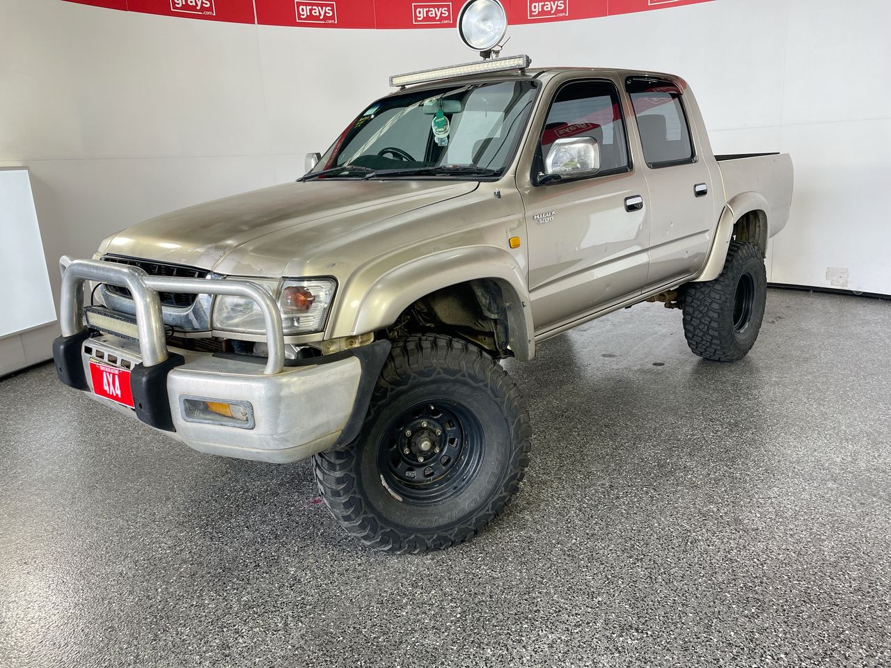 2002 Toyota Hilux (4x4) Turbo Diesel Manual Dual Cab