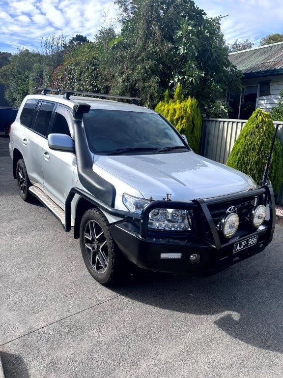 Toyota Landcruiser GXL 4WD   SUV