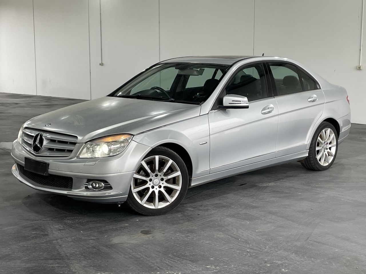 2009 Mercedes Benz C220 CDI Classic W204 T/D AT Sedan