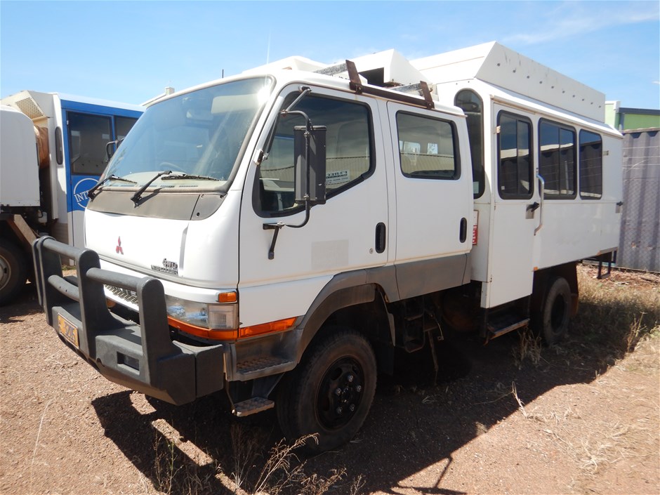 4x4 Buses & Vehicle Hoists