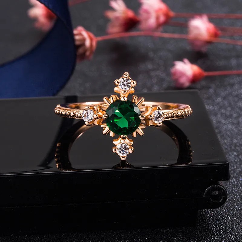 Elegant 18K Rose Gold Plated Snowflake Simulated Emerald Ring Size 7