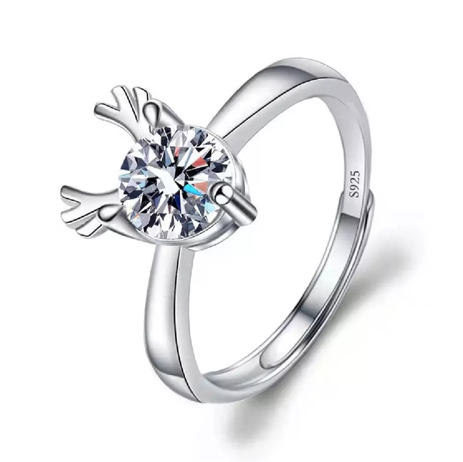 Elegant 18k White Gold Plated 1.00 Carat Round Simulated Diamond Ring