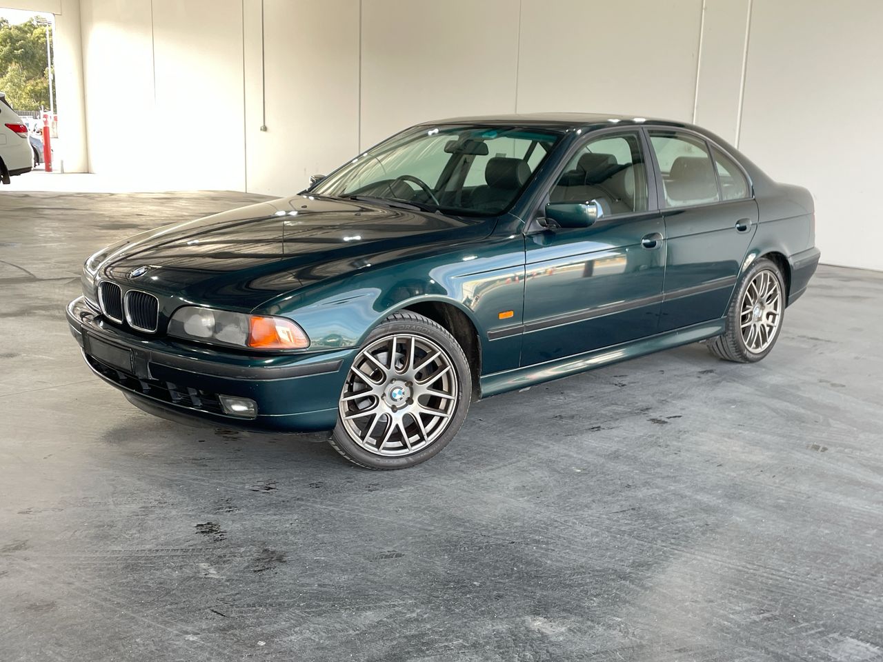 NORES-1998 BMW 5 23i E39 Automatic Sedan