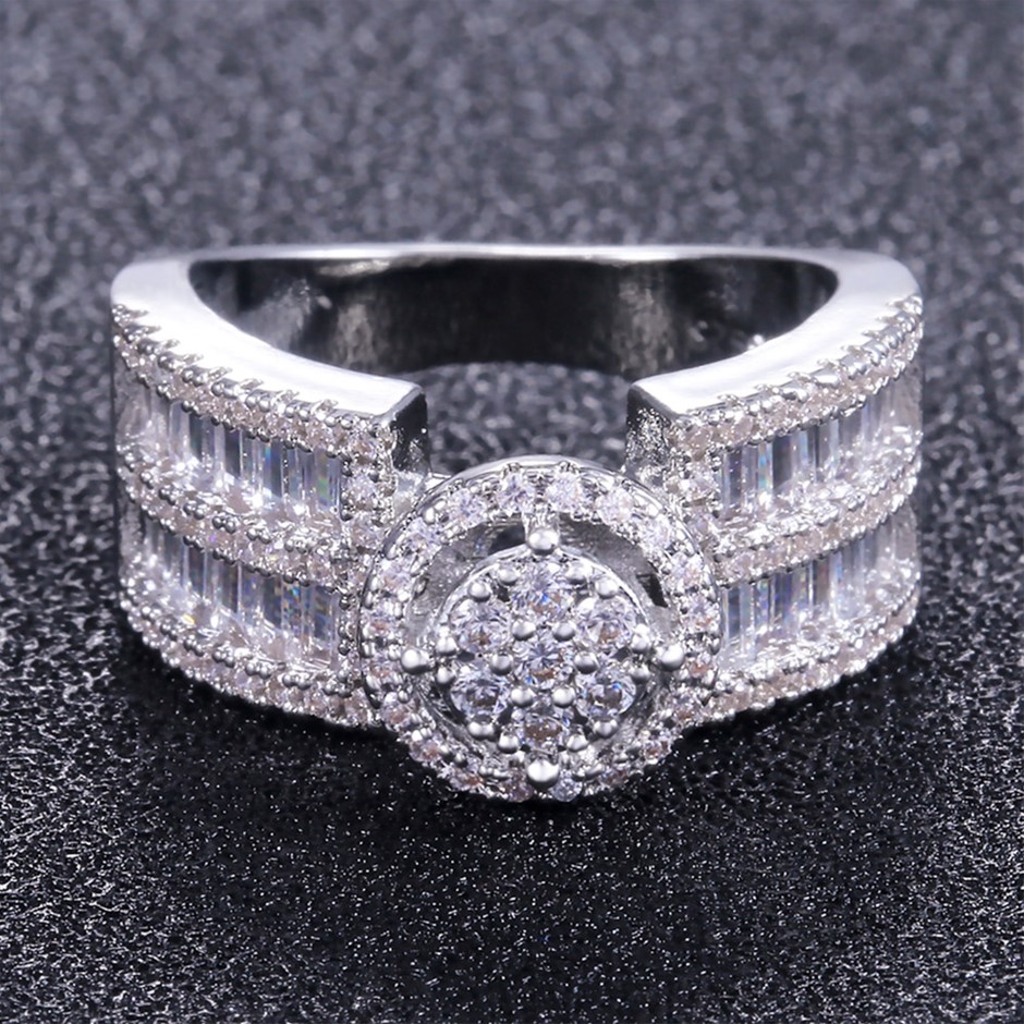 Elegant 18K White Gold plated Diamonds Simulants Ring size 7
