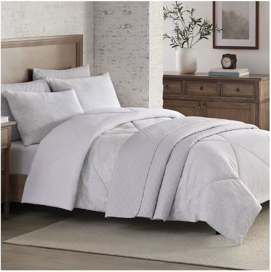 ADORN HOME 6pc Comforter & Coverlet Set, King, Neutral Raquel. NB: Not in o