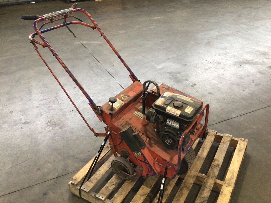 Bluebird Turf Corer Auction (00078018779) Grays Australia