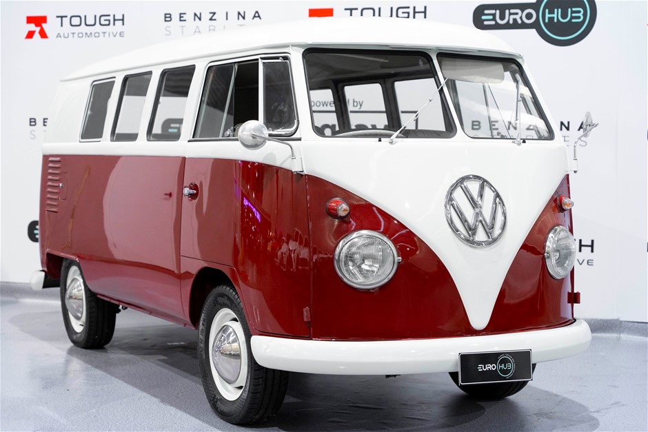 1962 Volkswagen Kombi Bus Type 2 11 Window 