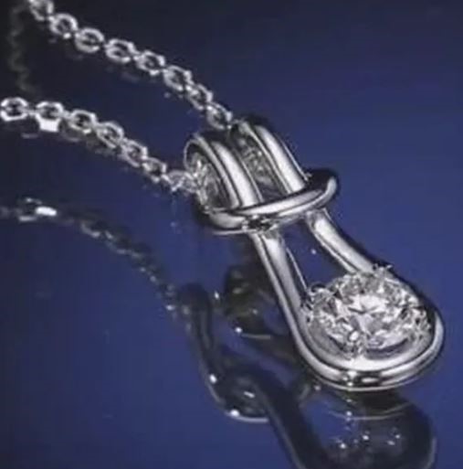 Elegant 18K White Gold plated Simulated Diamonds & White Cz Pendant Wedding