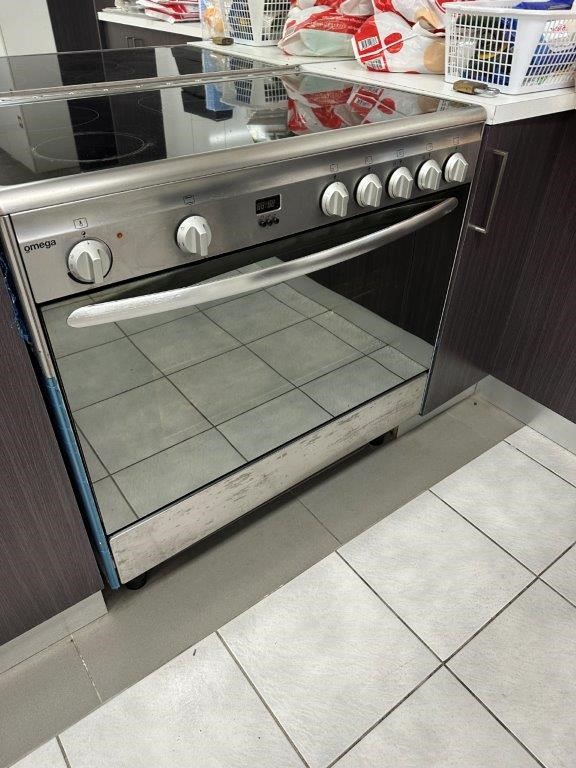 Omega Electric Cooktop and Oven Auction (00513029408) Grays Australia