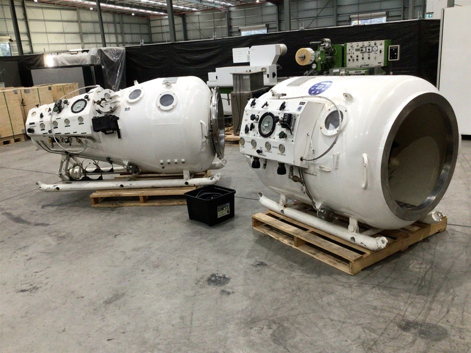 No Reserve: Cowan Manufacturing Hyperbaric Chamber