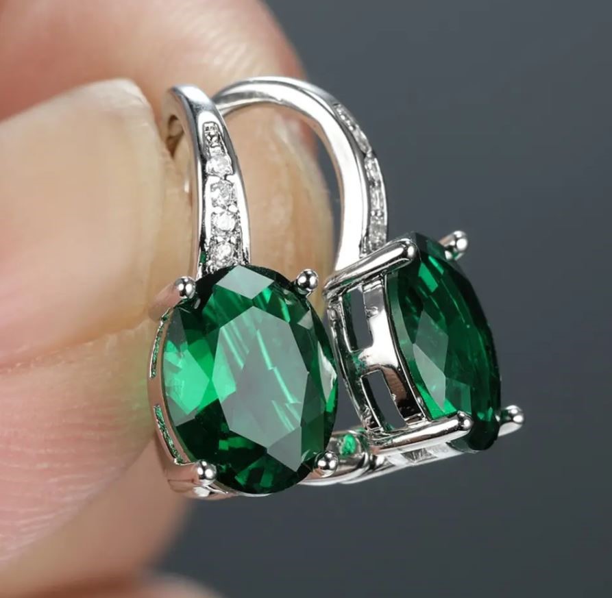 Elegant 18K White Gold plated Simulated Emerald & White Cz Earrings