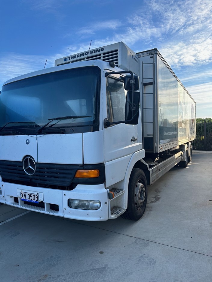 2004 Mercedes Benz Atego 6 x 2 Refrigerated Body Truck
