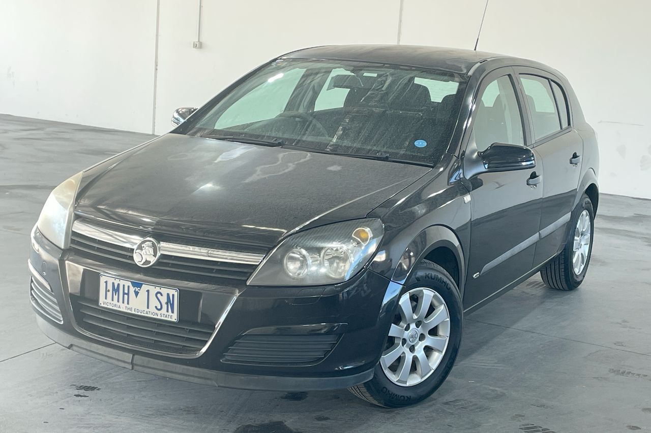 2006 Holden Astra CD AH Automatic Hatchback Auction (000121029610) Grays Australia