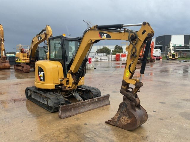 Caterpillar Hydraulic Excavator & Bobcat Skid Steer Loader